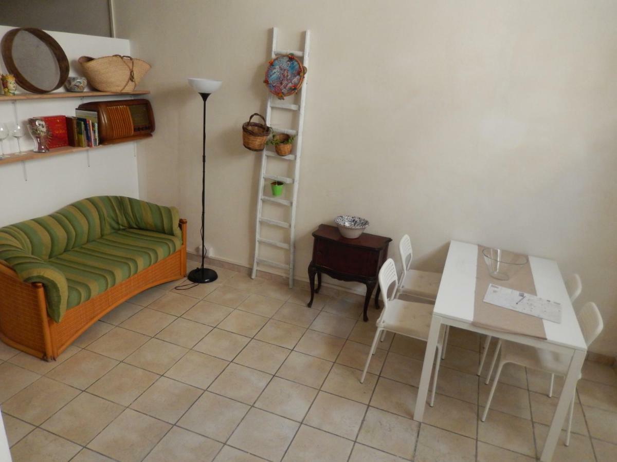 Appartamento In Centro Casa Vacanza Scicli Exterior foto
